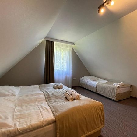 Osrodek Wypoczynkowy Iskra Hotel Piwniczna-Zdroj Szoba fotó