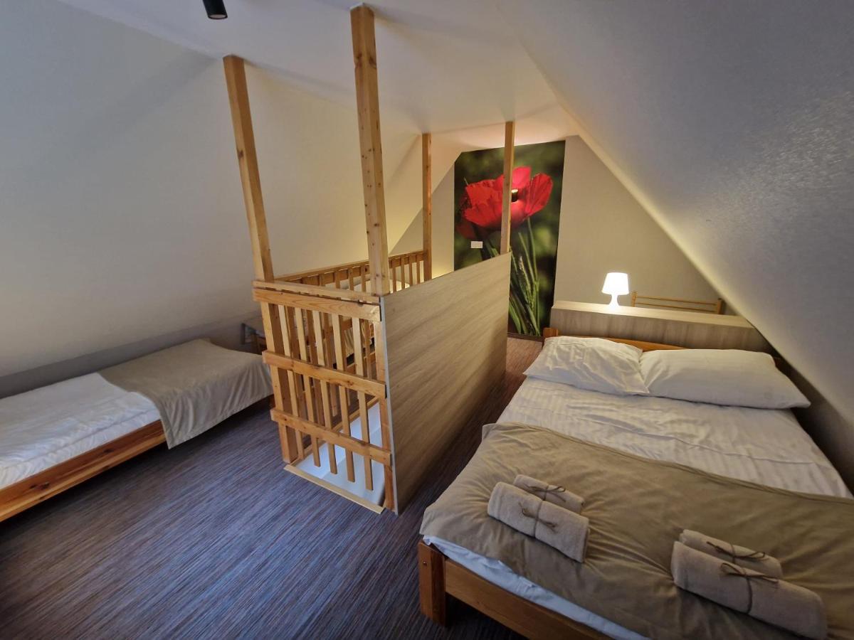 Osrodek Wypoczynkowy Iskra Hotel Piwniczna-Zdroj Kültér fotó