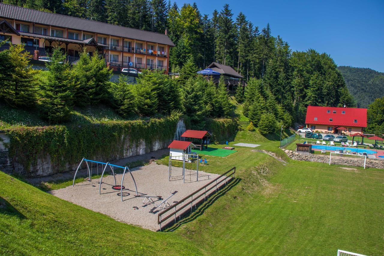 Osrodek Wypoczynkowy Iskra Hotel Piwniczna-Zdroj Kültér fotó